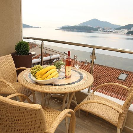 Aura Apartments Budva Luaran gambar