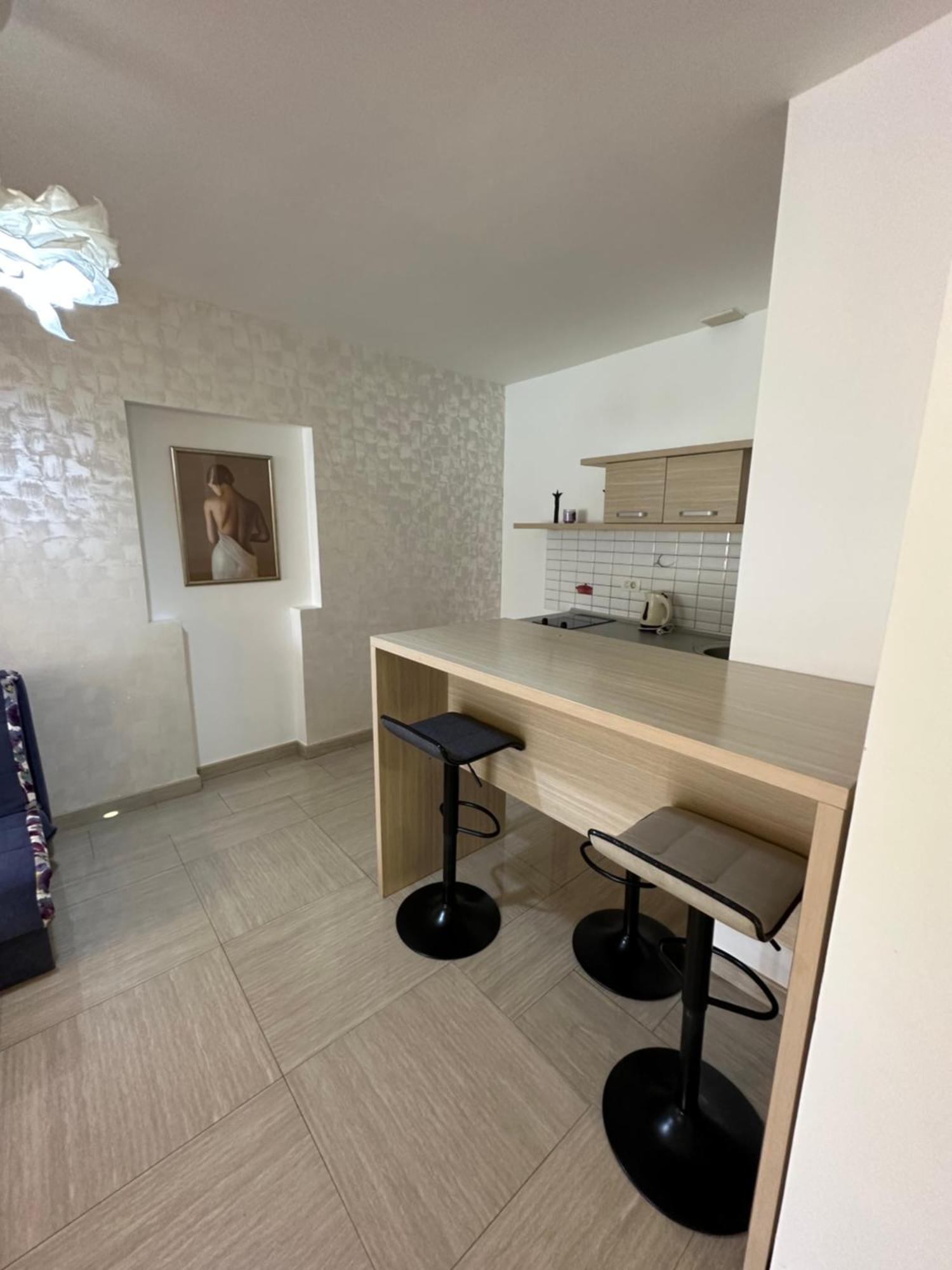 Aura Apartments Budva Luaran gambar