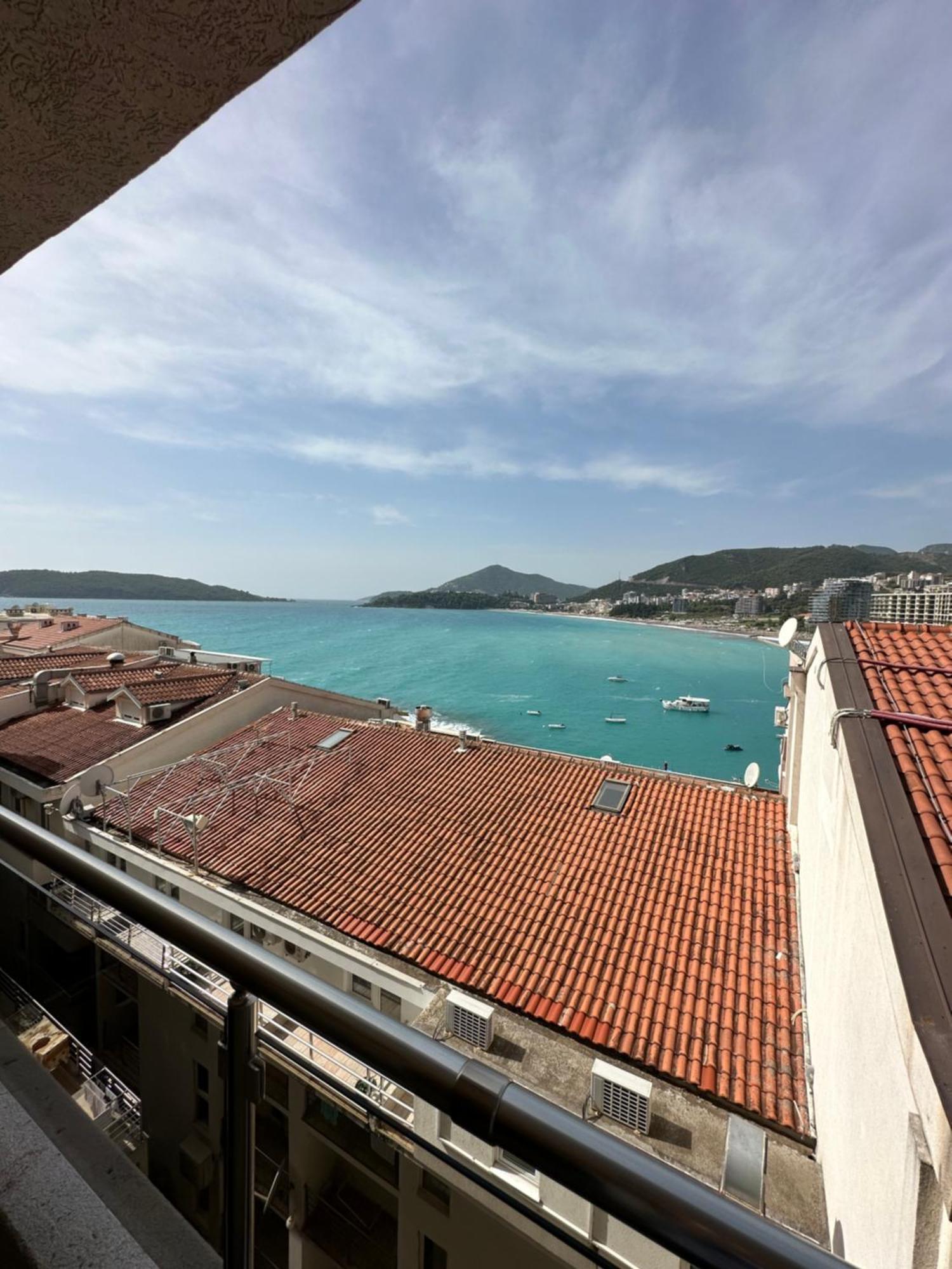 Aura Apartments Budva Luaran gambar
