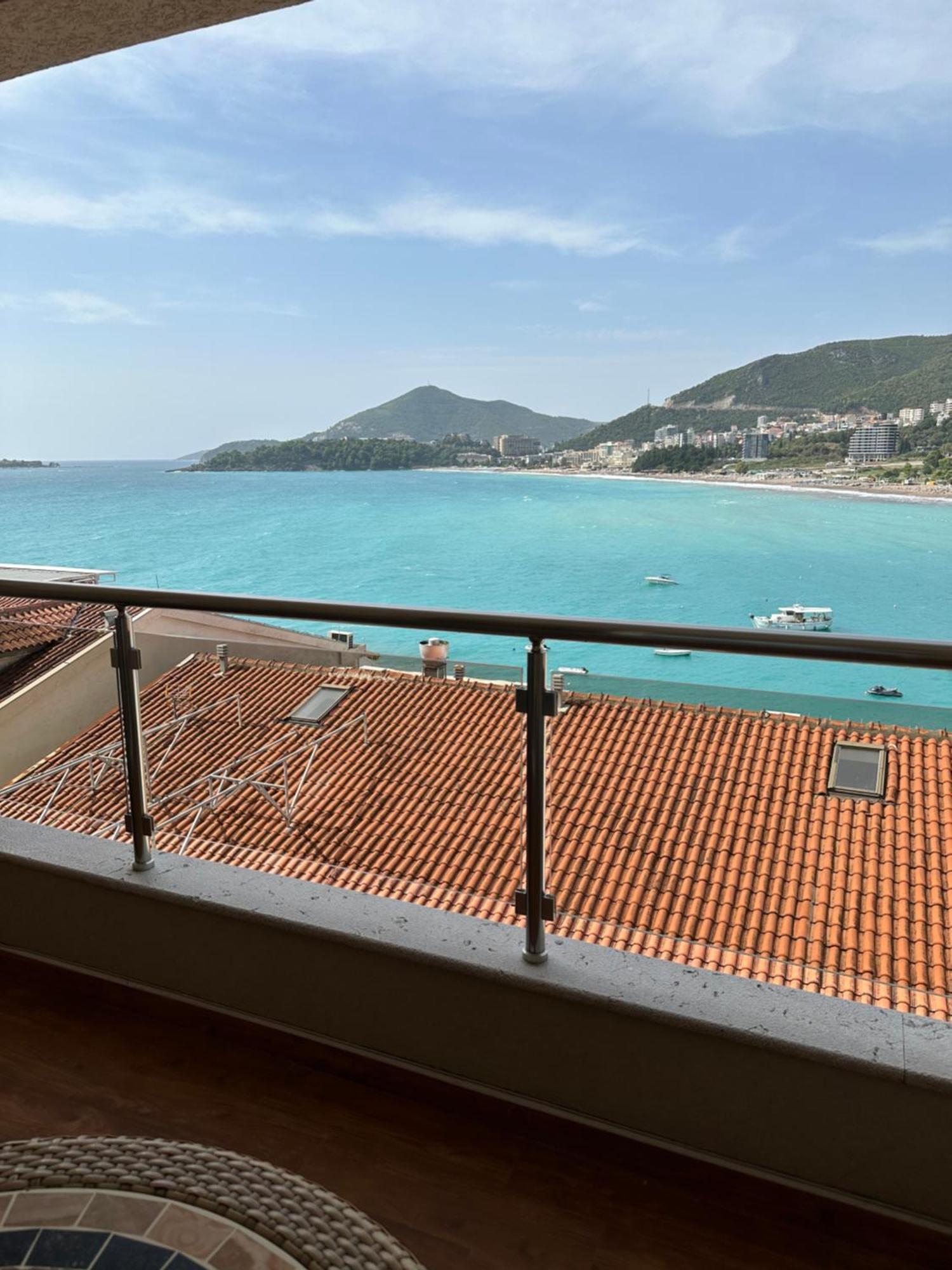 Aura Apartments Budva Luaran gambar
