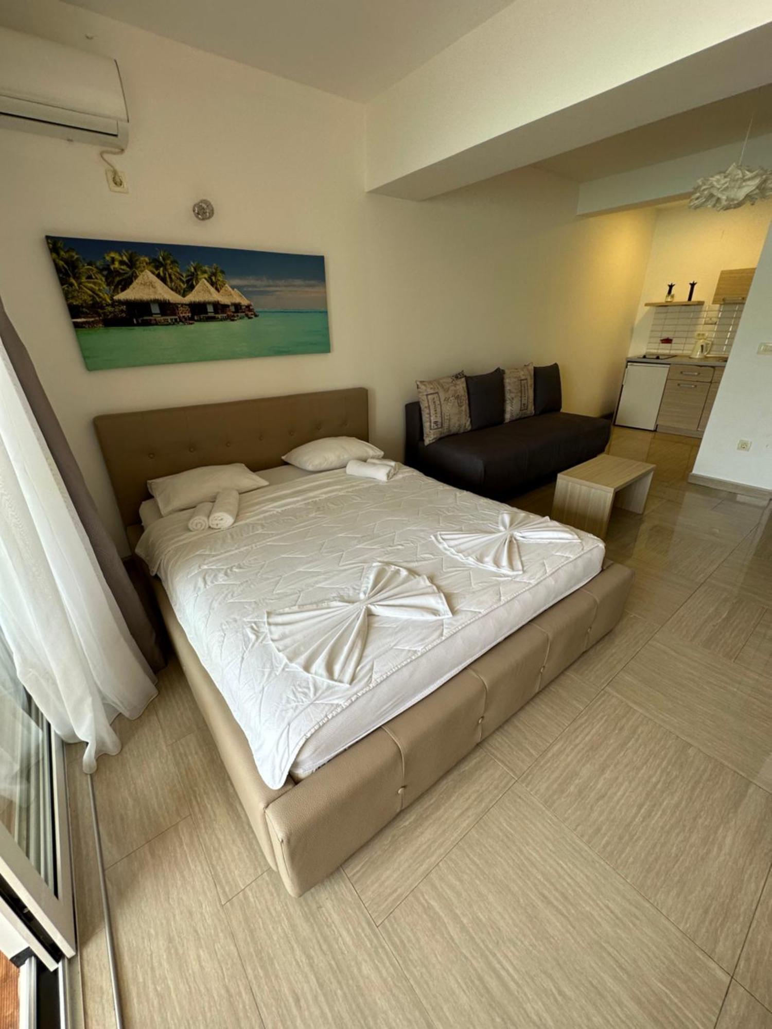 Aura Apartments Budva Luaran gambar
