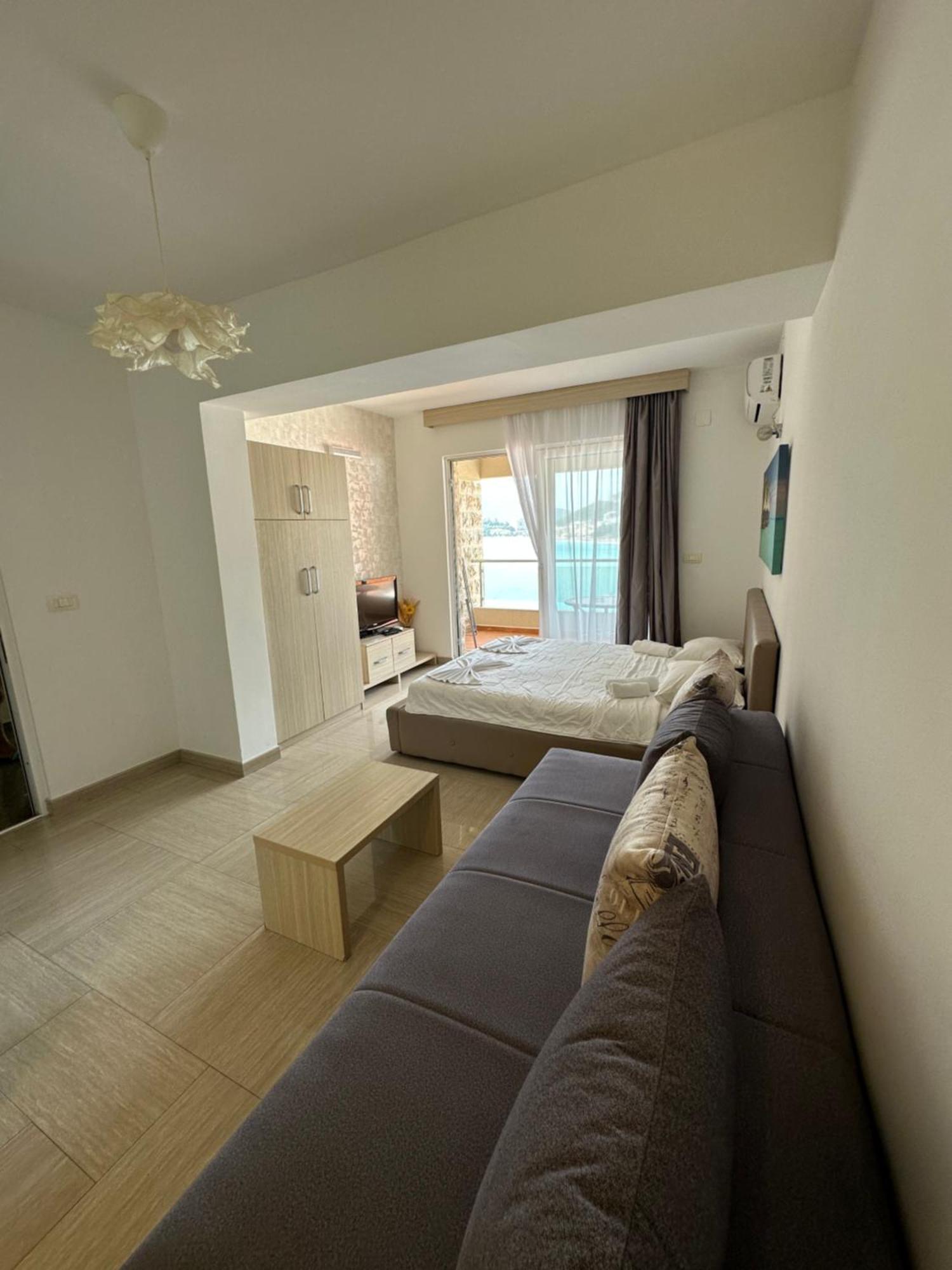 Aura Apartments Budva Luaran gambar