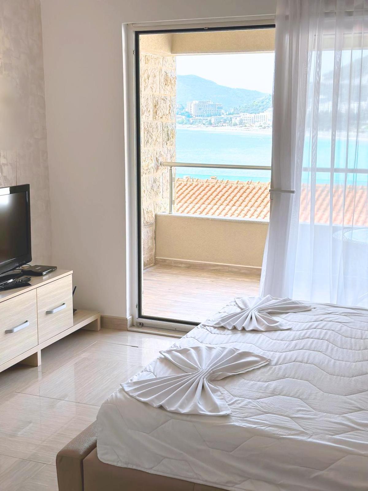 Aura Apartments Budva Luaran gambar