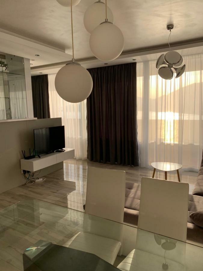 Aura Apartments Budva Luaran gambar